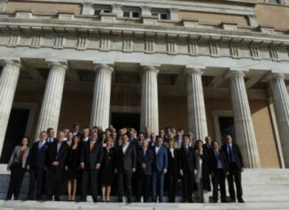 Μέσα στο υπουργικό: Τι ζήτησε ο Τσίπρας, ποιοι μίλησαν