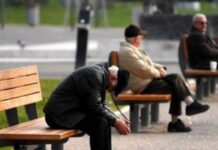Δώρο άδωρο το επίδομα Τσίπρα, ΤΩΡΑ ψαλίδι 50% στο ΕΚΑΣ