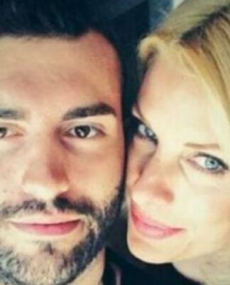 Η φωτογραφία του Θοδωρή Μισόκαλου μέσα από το σπίτι του και το σχόλιο του Άγγελου Λάτσιου!
