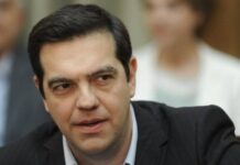 Κρήτη – Έξαλλος ο Τσίπρας με τους δημοσιογράφους: Βγείτε έξω! (Βίντεο)