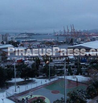 ΧΙΟΝΙΑ – ΠΕΙΡΑΙΑΣ: Εντυπωσιακές φωτογραφίες από Πέραμα, Δραπετσώνα & Κερατσίνι! (ΦΩΤΟ)