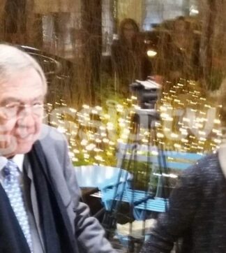 Η πρώτη εμφάνιση του τέως μετά τη περιπέτεια της υγειάς του (ΦΩΤΟ)