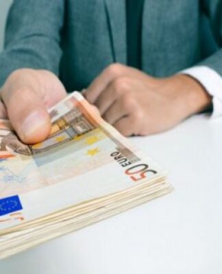 Νέο επίδομα 600 ευρώ! Δείτε ΠΩΣ και ΠΟΙΟΙ θα το πάρετε