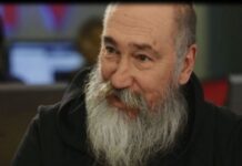 Αποκάλυψη Πανούση για το άγνωστο οικογενειακό δράμα που βίωσε