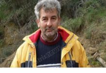 Σκοτώθηκε μπροστά στα μάτια του 9χρονου παιδιού του! Στόλιζαν Χριστουγεννιάτικα και…
