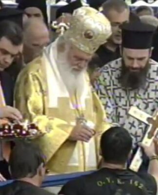 ΘΕΟΦΑΝΕΙΑ ΠΕΙΡΑΙΑΣ 2017: Με λαμπρότητα ο Αγιασμός των Υδάτων!