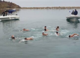 ΘΕΟΦΑΝΕΙΑ: Η φωτογραφία που «γονάτισε» το διαδίκτυο