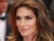 Χαμός με την αρετουσάριστη φωτογραφία της Cindy Crawford