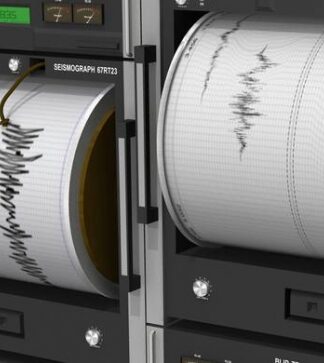 ΣΕΙΣΜΟΣ ΤΩΡΑ ΣΤΗΝ ΠΑΤΡΑ: Τρέμει η γη με συνεχείς δονήσεις – Τι δήλωσε ο Κώστας Παπαζάχος