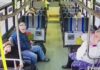 ΔΕΙΤΕ: Φορτηγό ανοίγει στα δυο ένα λεωφορείο γεμάτο επιβάτες (VIDEO)