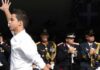 Ξέρετε που βρίσκεται σήμερα ο νεαρός που μούτζωσε επισήμους σε παρέλαση; Δείτε ΕΔΩ!