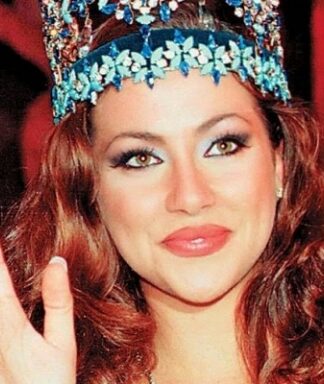 ΕΙΡΗΝΗ ΣΚΛΗΒΑ: Δες την Μις Κόσμος 1996 χωρίς ίχνος μακιγάζ! (Φωτο)