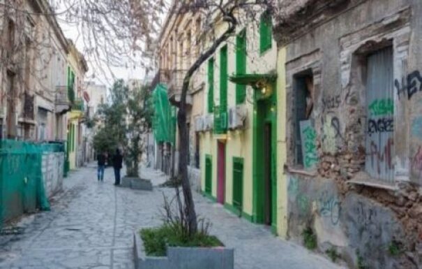 Πορνεία στην Αθήνα: 10 ευρώ το σεξ, 4 το τάι στην οδό Ιάσωνος!