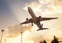 Το απλό κόλπο για να βρίσκει κανείς φθηνά αεροπορικά εισιτήρια μέσω Ιντερνετ