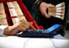 ΑΓΩΝΙΑ ΓΙΑ ΤΡΑΠΕΖΕΣ & ΚΑΤΑΘΕΣΕΙΣ : Τελείωσαν τα χρήματα – Πώς άδειασε ο “κουβάς”