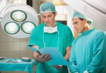 Μάθαμε ΓΙΑΤΙ οι Χειρούργοι φοράνε ΠΑΝΤΑ μπλε ή πράσινες Στολές και Μείναμε Άφωνοι! Δεν Φαντάζεστε τον Λόγο!