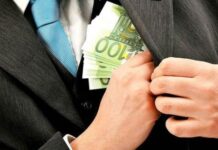 AΠΟΚΑΛΥΨΗ ΒΟΜΒΑ: Έτσι τ’αρπάζει ο Δήμαρχος από τον επιχειρηματία – Τον έχει ξεζουμίσει για να καλοπερνάει
