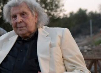 ΜΙΚΗΣ ΘΕΟΔΩΡΑΚΗΣ: Εζησα γαλήνιος και ευλογημένος -Σας αποχαιρετώ με τον ίδιο τρόπο