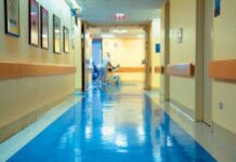 EΣΠΕΥΣΜΕΝΑ στο νοσοκομείο ΈΛΛΗΝΑΣ ΒΟΥΛΕΥΤΗΣ