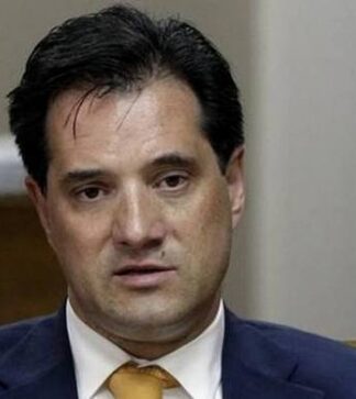 «Μάχη» στο twitter Γεωργιάδη – Βαξεβάνη