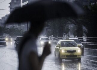 ΣΥΜΒΑΙΝΕΙ ΤΩΡΑ: Ισχυρές καταιγίδες σε αυτές τις περιοχές της Ελλάδας!
