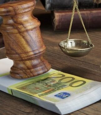 Απόφαση – κόλαφος για τα πρόστιμα της εφορίας σε ελεύθερους επαγγελματίες