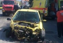 ΤΡΟΧΑΙΟ ΣΟΚ: Εκσφενδονίστηκε το καπό και χτύπησε γυναίκα που περίμενε στη στάση