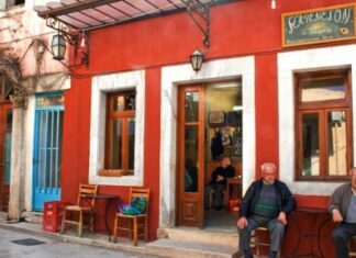 Το πιο πολύχρωμο χωριό της Ελλάδας και το δεύτερο πιο όμορφο της Ευρώπης βρίσκεται στην Κρήτη (ΦΩΤΟ)