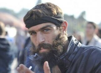 Κρήτη: Αντιμέτωπος με τη δικαιοσύνη ο «σέξι» αγρότης Στάθης Στιβακτάκης