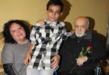 ΣΥΓΚΛΟΝΙΖΕΙ Ο ΓΙΟΣ ΤΟΥ ΜΠΑΡΚΟΥΛΗ: Μπαμπά μου συγνώμη που πίστεψα πως δεν θα φύγεις ποτέ