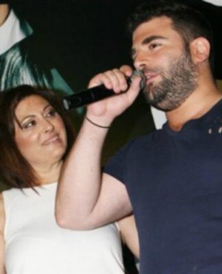 Η Αθηνά Παντελίδου ξεσπά μετά το πωλητήριο στο σπίτι του γιου της: «Μην τους λυπηθείς για κανένα λόγο»