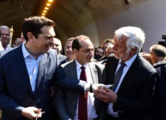 Ο ΠΡΩΘΥΠΟΥΡΓΟΣ ΜΠΕΡΔΕΥΤΗΚΕ! Νόμιζε ότι η εθνική οδός είναι πτέρυγα μάχης!