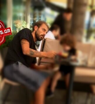 ΑΠΟΚΛΕΙΣΤΙΚΟ: Ο Στέλιος Χανταμπάκης με τον γιο του σε καφέ της Γλυφάδας! (ΦΩΤΟ)