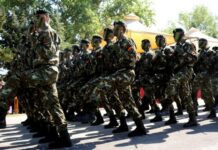 ΕΚΤΑΚΤΟ- Τα Σκόπια κηρύσσονται σε κατάσταση πολέμου – Ανάπτυξη στρατιωτικών δυνάμεων σε πόλεις