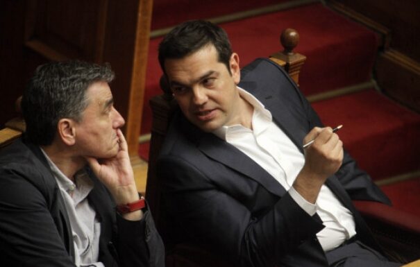 ΣΟΚ: Νέο ΜΝΗΜΟΝΙΟ με 9% σε συντάξεις και αφορολόγητο στα 5.681 ευρώ!
