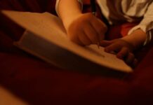 8χρονος γράφει έκθεση για τον παππού του… και κάνει το διαδίκτυο να κλάψει!