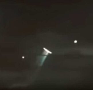 ΣΑΛΟΣ: UFO στον ουρανό της Γαλλίας (ΒΙΝΤΕΟ)