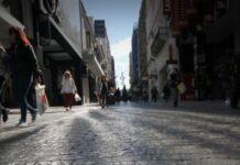 Σε ΑΥΤΕΣ τις περιοχές θα λειτουργούν τα καταστήματα όλες τις Κυριακές