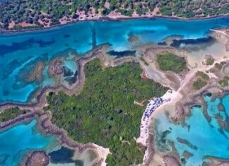 Οι ΣΕΫΧΕΛΛΕΣ της Ελλάδας! Μόλις 1,5 ώρα από την Αθήνα! (ΦΩΤΟ)