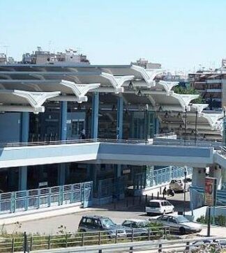 ΤΡΟΜΟΣ ΣΤΟ ΦΑΛΗΡΟ: Ένοπλη ληστεία στον ΗΣΑΠ