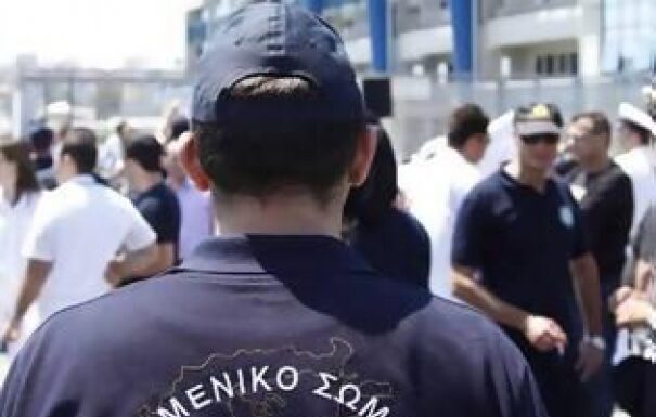 Σύλληψη παράνομου αλλοδαπού στον Πειραιά – Δείτε τι βρήκαν οι αρχές