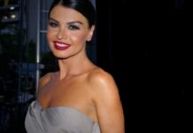ΦΩΤΟ: Δείτε την Λοτσάρη να κάνει ηλιοθεραπεία!