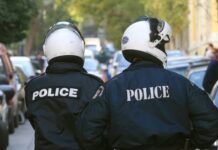 ΑΠΙΣΤΕΥΤΟ: Προσαγωγή γνωστής παρουσιάστριας στο Αστυνομικό τμήμα (ΒΙΝΤΕΟ)