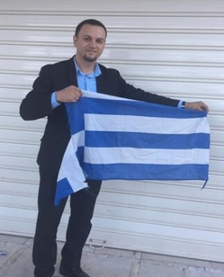 Συνελήφθη ο Αλβανός εξτρεμιστής που έκαιγε ελληνικές σημαίες – ΔΕΙΤΕ ΠΟΙΟΣ ΕΙΝΑΙ