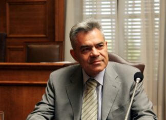 Ένοχος ο Τάσος Μαντέλης για ξέπλυμα μαύρου χρήματος από τη Siemens
