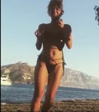 Δήμητρα Ματσούκα: Έριξε το instagram με τον σέξι χορό της με μικροσκοπικό μπικίνι!