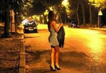 Οι νέες πιάτσες στην Αθήνα: Πού συχνάζουν οι καλλονές φοιτήτριες για την επιβίωση