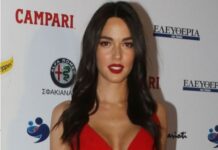 Ισμήνη Νταφοπούλου: Η πρώτη της φωτογραφία αφότου σκύλος την τραυμάτισε στο πρόσωπο