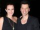 Η Κάτια Ζυγούλη φωτογράφισε τον Σάκη Ρουβά με τον Αλέξανδρο να παίζουν στην παραλία!