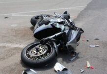 Λευκάδα: Σκοτώθηκε με μηχανή 17χρονος οδηγός – Χαροπαλεύει ο 18χρονος φίλος του!